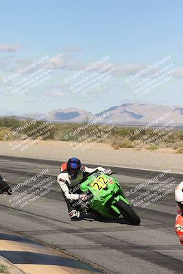 media/Nov-16-2025-Race Pace (Sun) [[8c5fa54630]]/Verified Riders/4-Turn 3 Inside (1050am)/